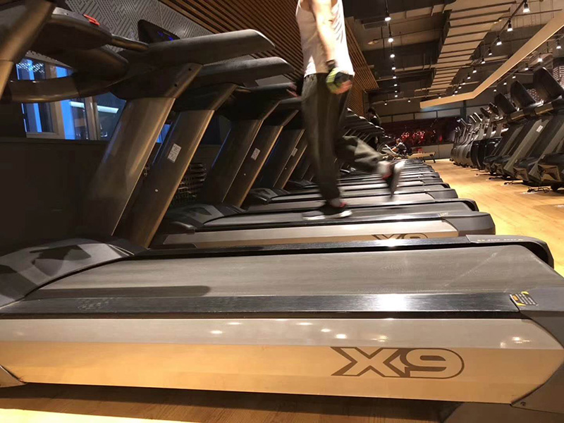 米兰智能健身器材